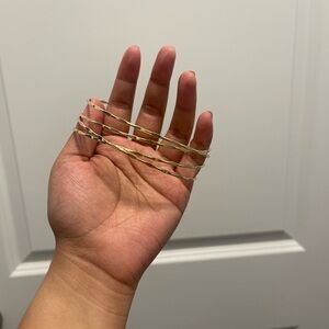 SHEIN Gold Dainty Bangle